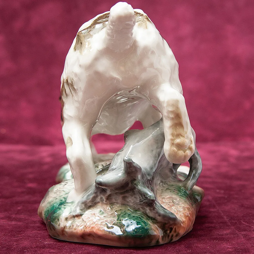 Анималистическая Фарфоровая Статуэтка «Собака. Немецкий грифон» ИФЗ, Россия -1992 год.