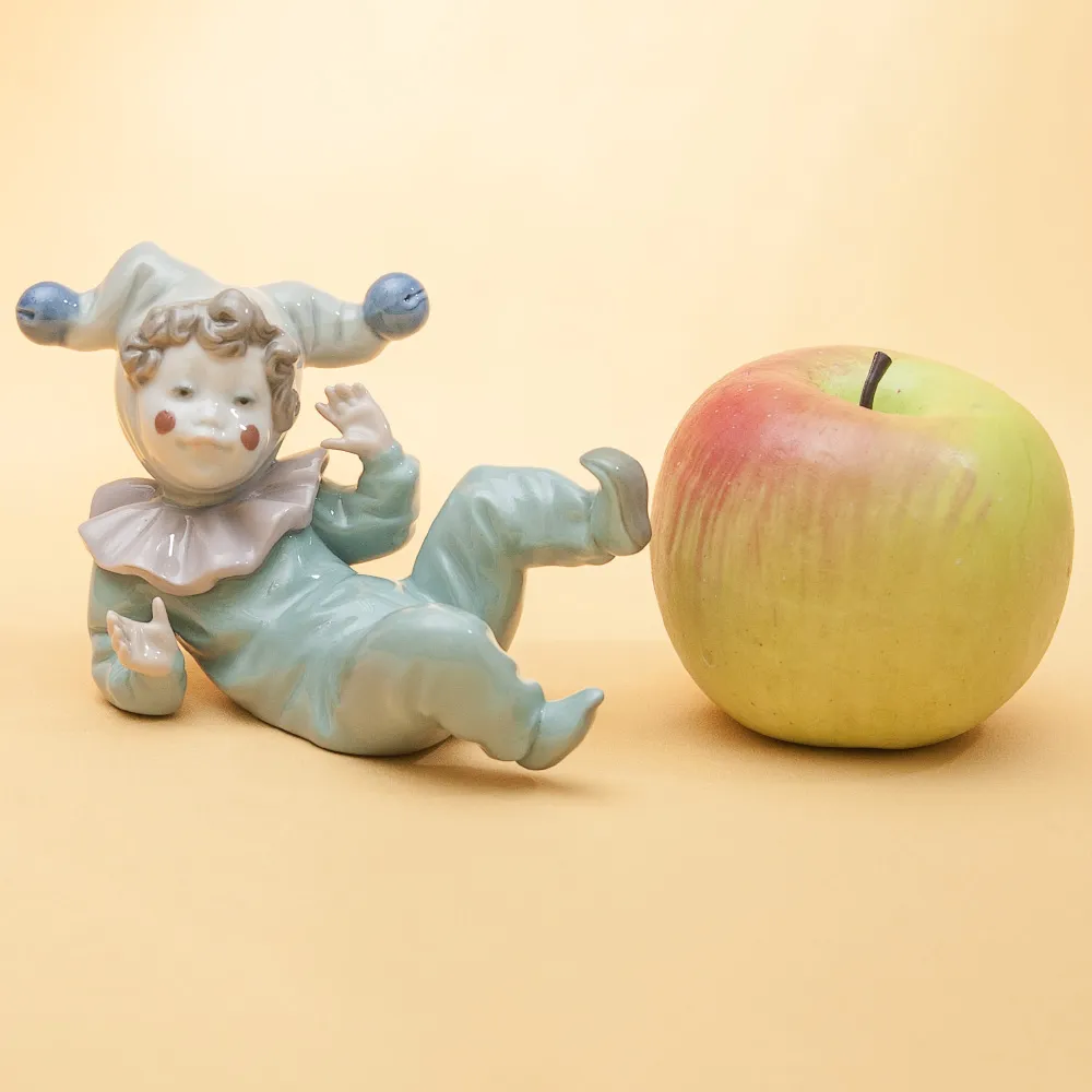 Фарфоровая статуэтка «Маленький Клоун - JANGLES». NAO by Lladro, Испания - 1988 год.