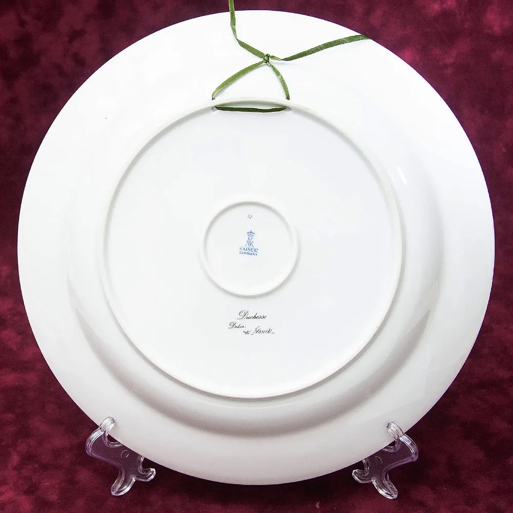 Коллекционная Авторская  Тарелка - Блюдо «Duchesse» Фарфор KAISER Германия D -32 см.