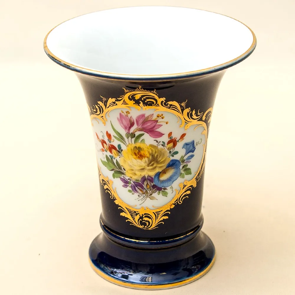 Коллекционная Фарфоровая Ваза Н - 14 см., MEISSEN / МЕЙСЕН, Германия - 1982 год.