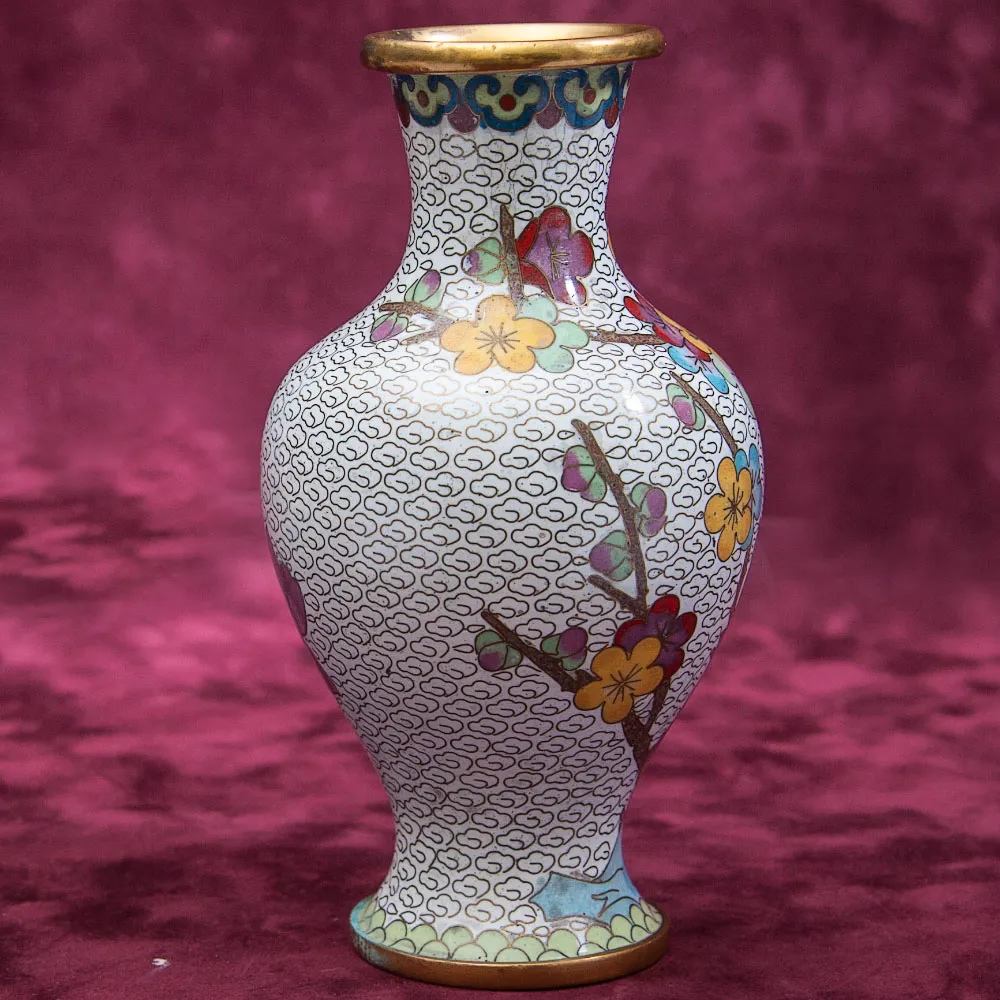 Винтажные Парные Вазы «Цветение Сакуры» в технике « Клуазоне» Китай 50 -е годы ХХ века Н - 19 см.