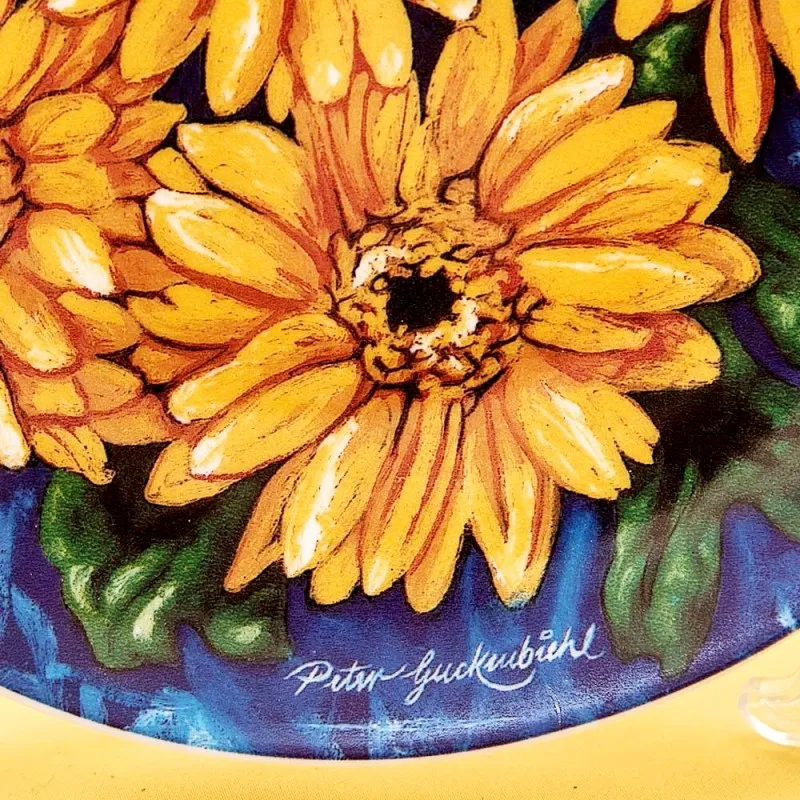 Коллекционная Тарелка «Герберы» Фарфор, Hutschenreuther, Германия -1997 год.