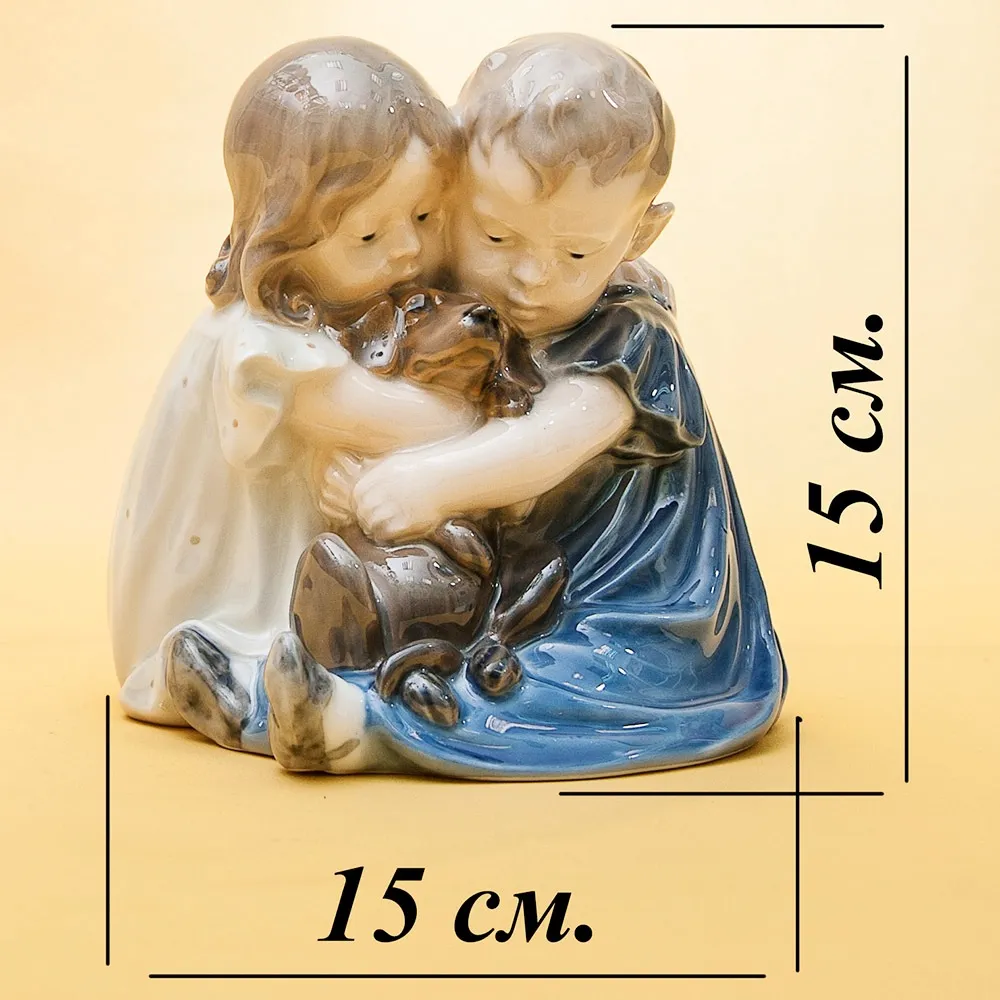 Фарфоровая Статуэтка «Дети с таксой» ROYAL COPENHAGEN Дания, 1975-1979 гг.