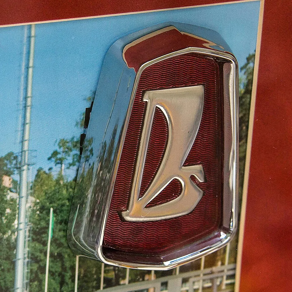 Памятное Подарочное Панно - Картина - Инсталляция «Автомобиль Жигули ВАЗ - 2101 - СССР». 