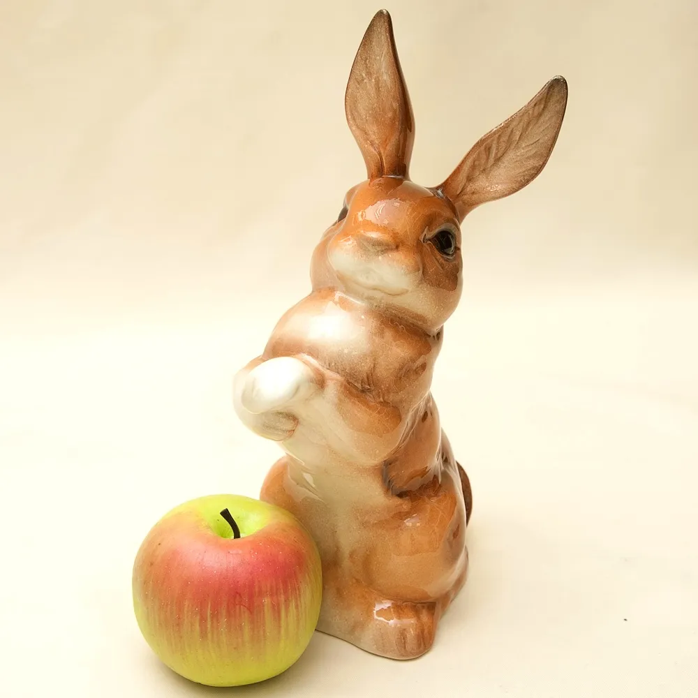 Коллекционная Фарфоровая Статуэтка «Заяц», GOEBEL, Германия - 1979 год.