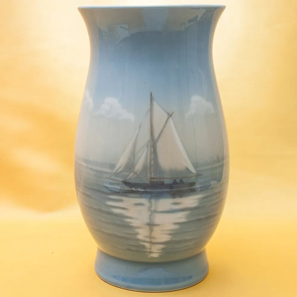 Большая  Фарфоровая Ваза «Белый Парус», B&G Copenhagen Porcelain, Дания - 1970-1983гг.