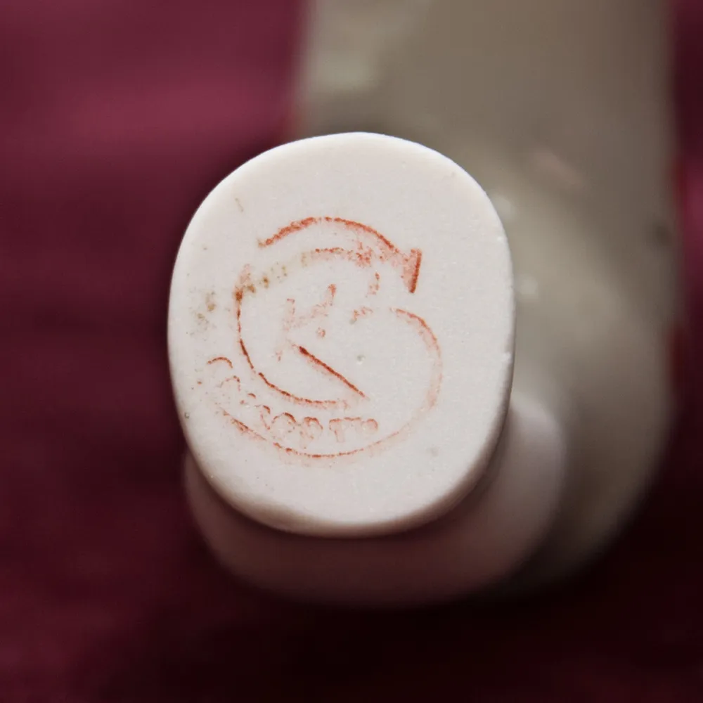 Фарфоровая статуэтка «На заборе», СССР Сысертский фарфоровый завод, 1960 - 1977 гг. 