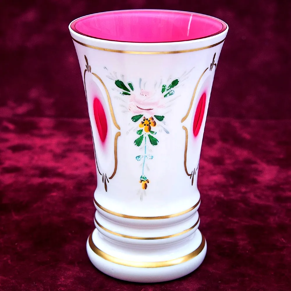 Винтажная Стеклянная Ваза «Цветочная Нежность» LAUSITZER GLASWERKE Германия - 50-70е гг.