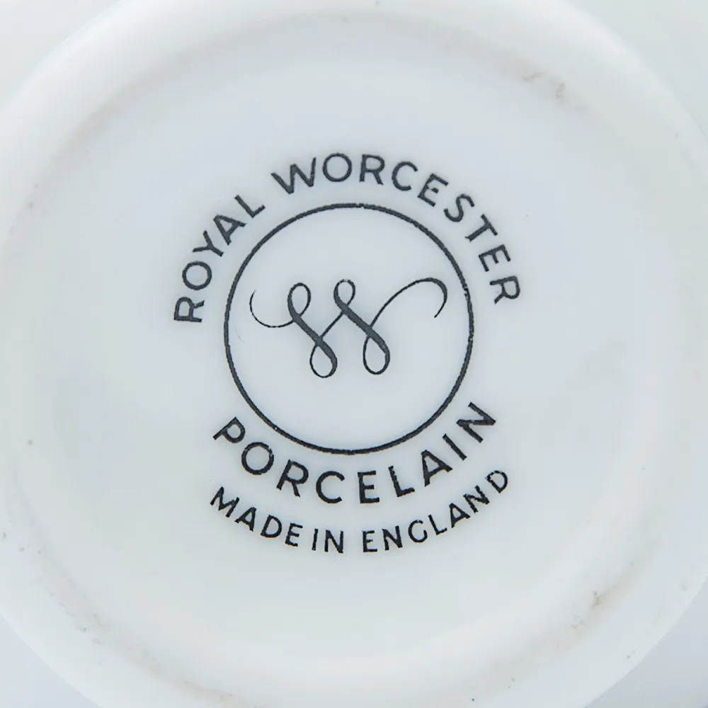 Фарфоровый Кодлер «Английская Роза» на 2 яйца, ROYAL WORCHESTER, Англия.