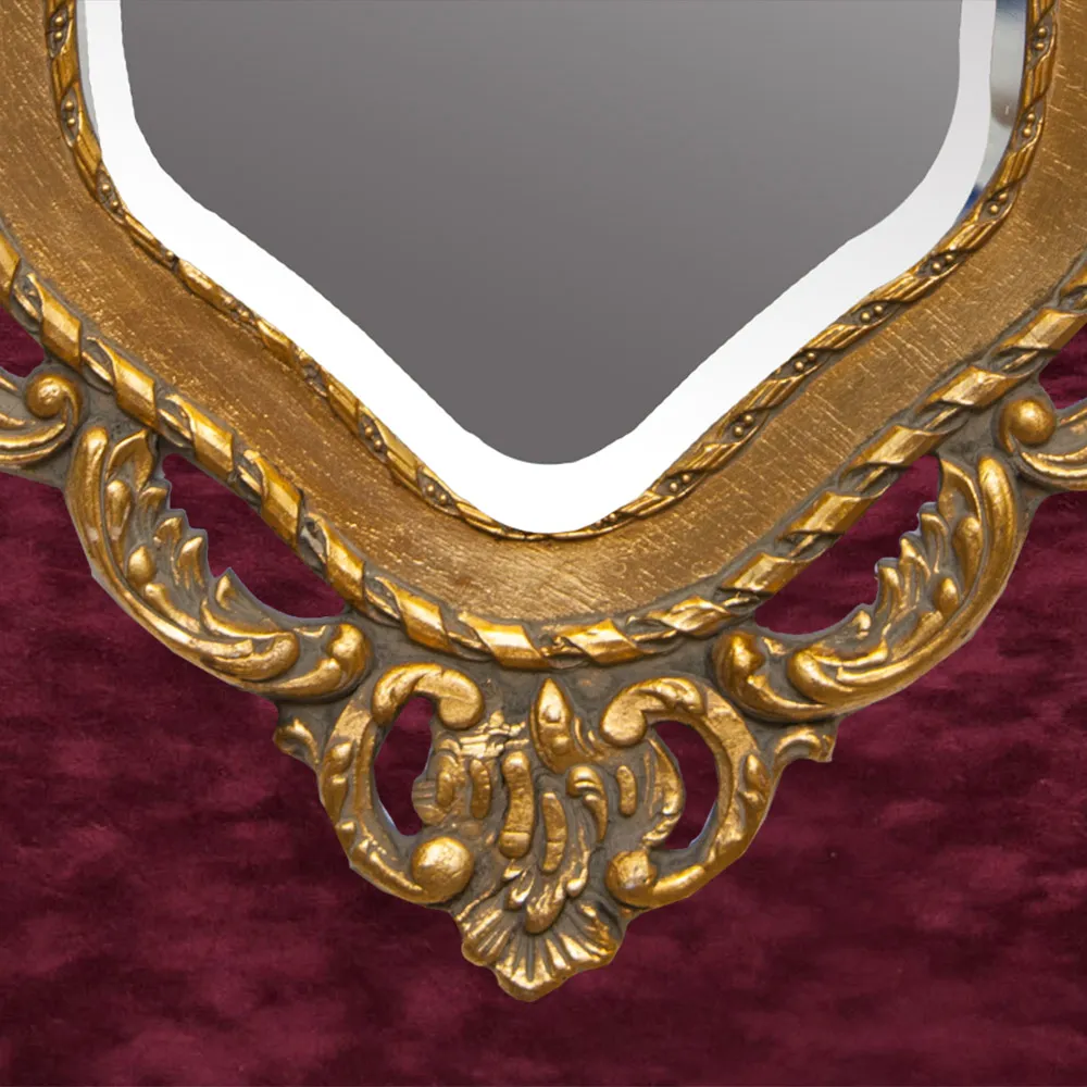 Винтажное Зеркало Настенное Фигурное в Деревянной раме  70 см. х 47 см. Франция.