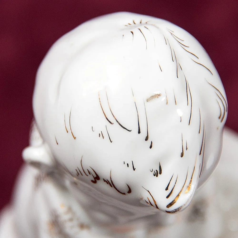 Статуэтка - Фарфоровая Статуэтка «Мальчик с Сандалией» СССР, Песочное -1960 год.