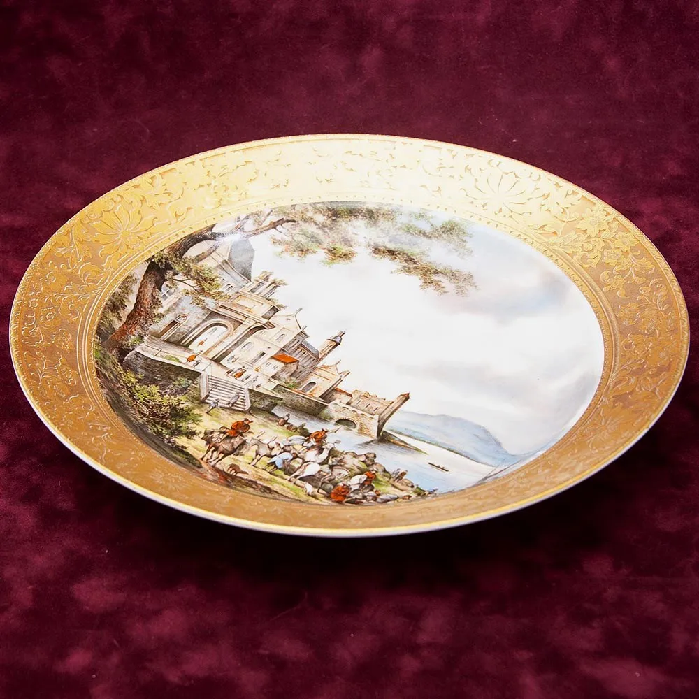 Большое Коллекционное Блюдо - Тарелка «Пейзаж на набережной» Фарфор KAISER Германия.