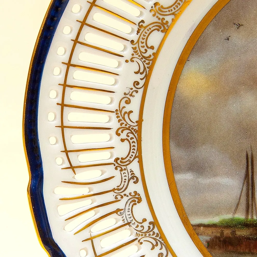 Коллекционная Фарфоровая Тарелка «Пейзаж с мельницей», Германия 80-е годы ХХ века.-копия