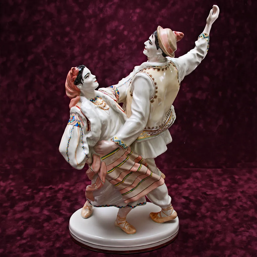 Редкость!!! Большая Фарфоровая Статуэтка «Гуцульский танец. Коломийка» Городницкий ФЗ - CCCР.