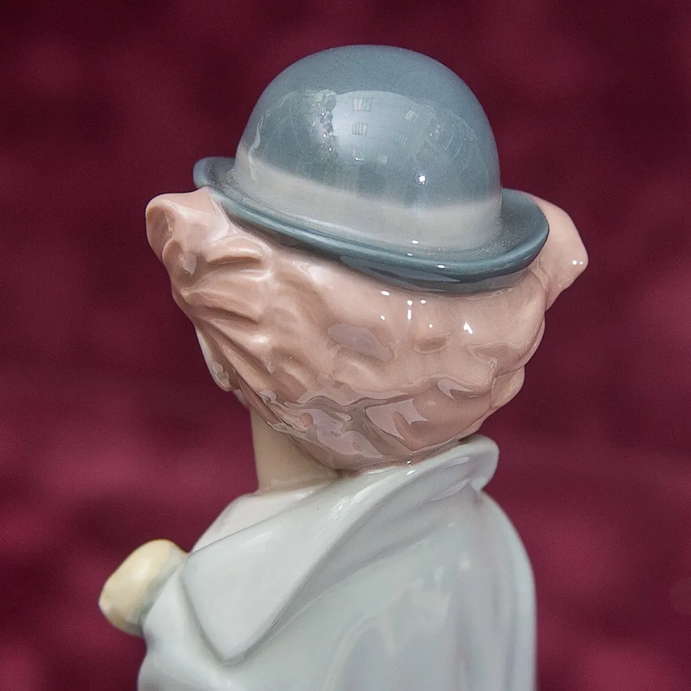 Фарфоровая статуэтка «Клоун со скрипкой» Lladro, Испания - 1987 год.