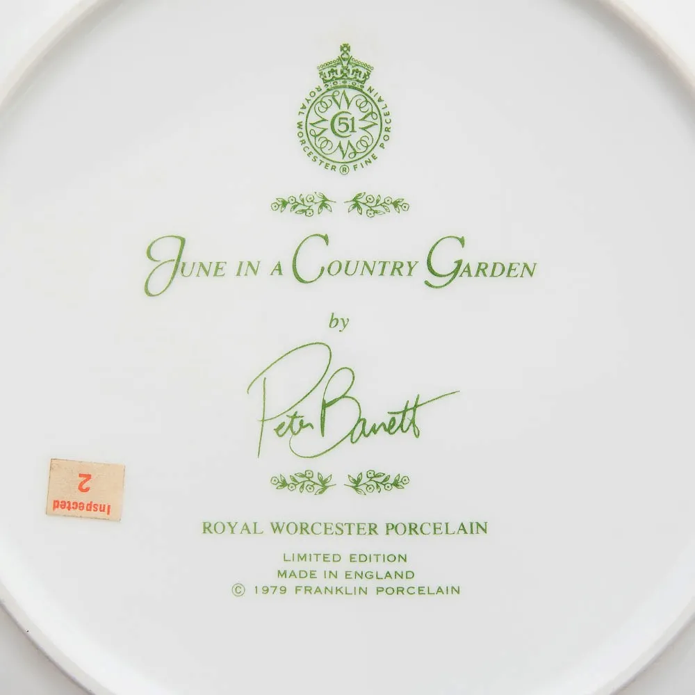 Коллекционная Тарелка «Июнь» Фарфор, ROYAL WORCHESTER, Англия -1979 год.