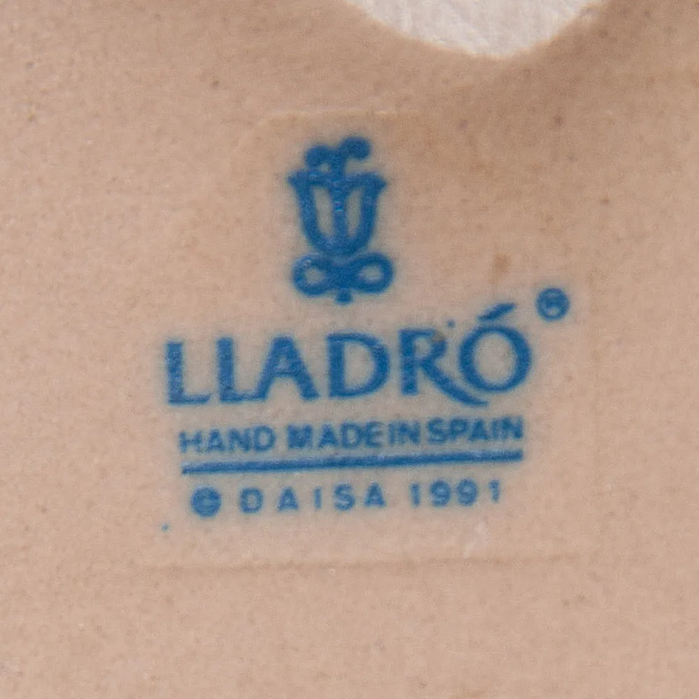 Коллекционная Фарфоровая статуэтка «Девочка с воробьем» серия Грес Lladro, Испания - 1991 год.