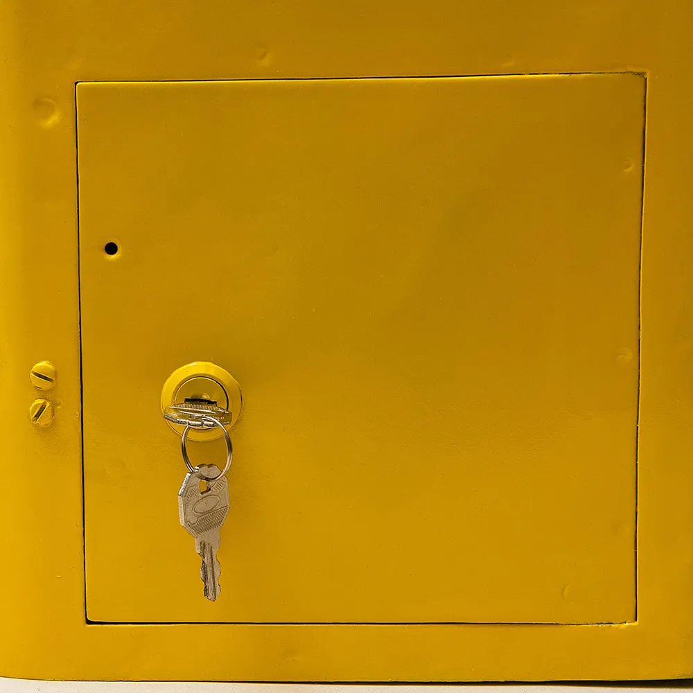 Редкость! Легендарный Жёлтый Ящик «СпортЛото - СССР» образца 1970 года.