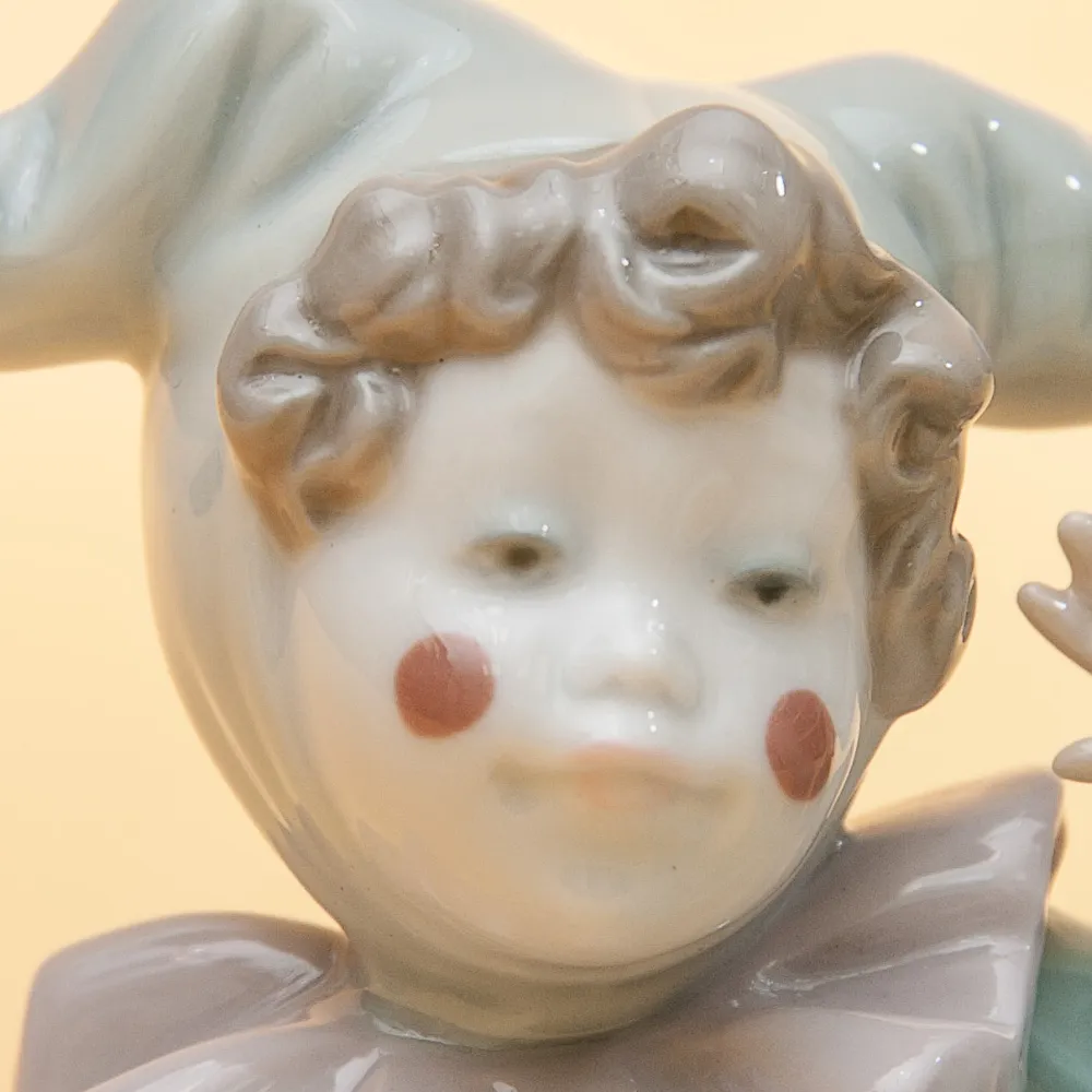 Фарфоровая статуэтка «Маленький Клоун - JANGLES». NAO by Lladro, Испания - 1988 год.