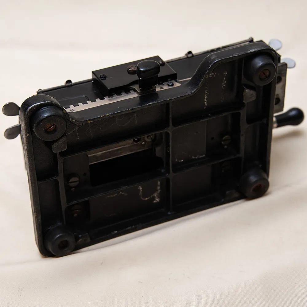 Винтажный Калькулятор - Арифмометр - Механическая Счётная Машинка «ФЕЛИКС».