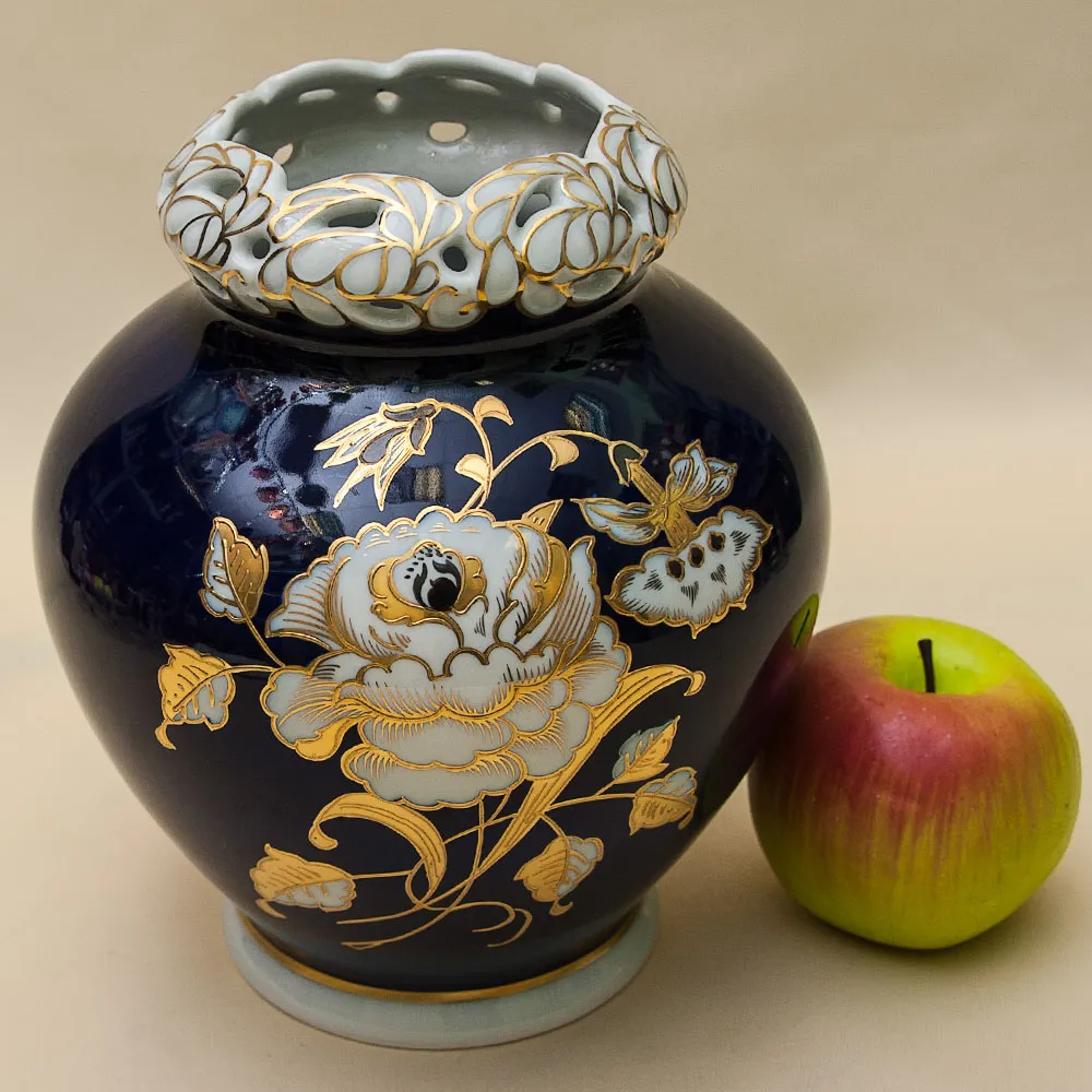 Кобальтовая Коллекционная Ваза «Золотая Роза» WALLENDORF, Германия -1963 год.