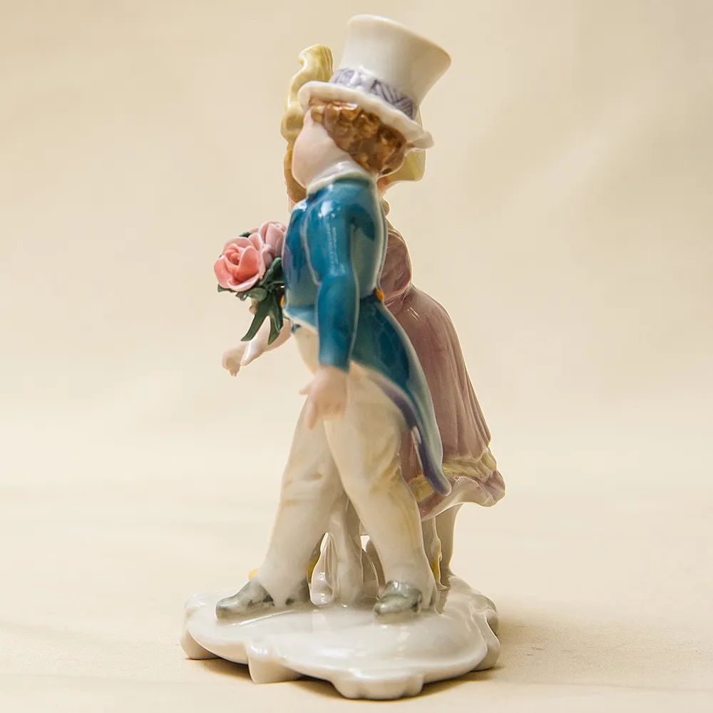 Редкость!!! Фарфоровая Статуэтка «Букет для Мамы», Карл Энс / Karl Ens, Германия, 30-е гг.