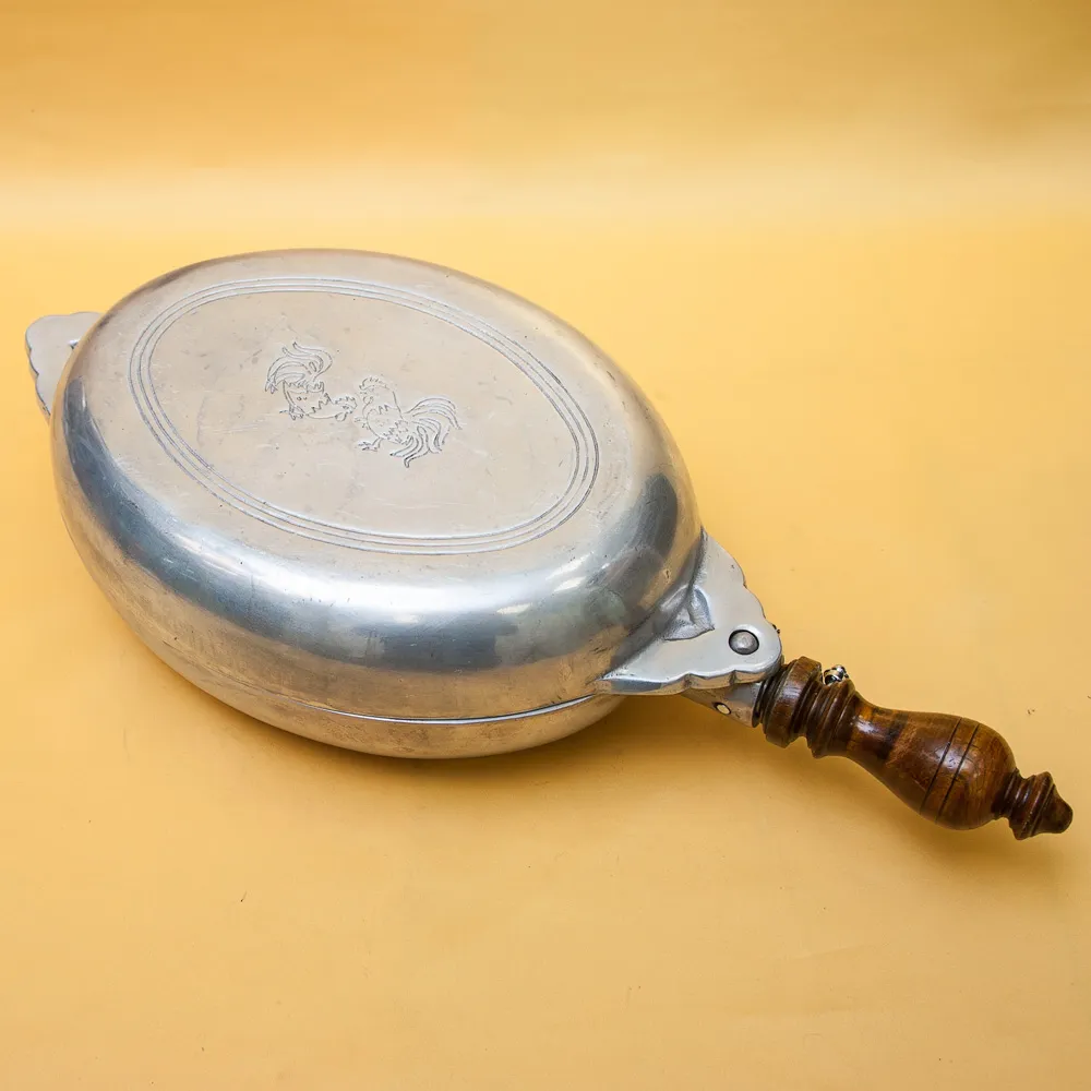 Винтажный Алюминиевый Судок - Кастрюля - Жаровня «Петух в вине» Франция, 50-е годы ХХ века!