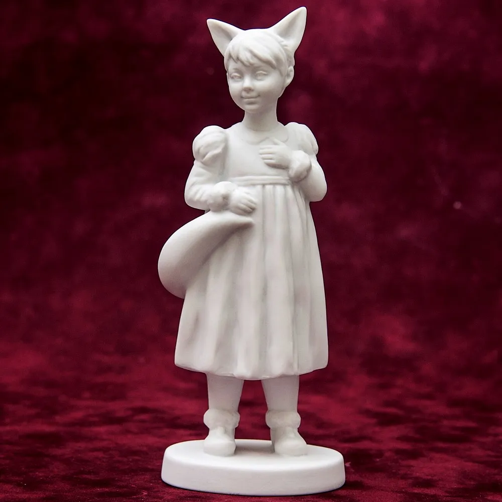 Коллекционная Авторская Статуэтка «Моя Лисичка» из серии «Детский Утренник», фарфор ИФЗ, Россия.