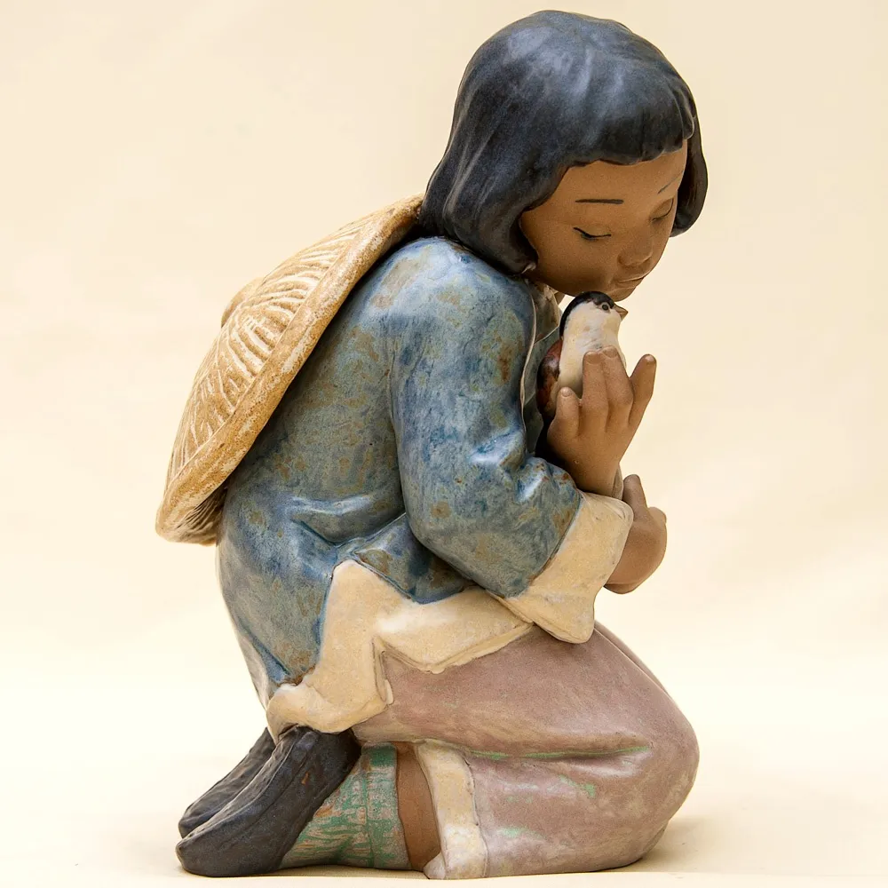 Коллекционная Фарфоровая статуэтка «Девочка с воробьем» серия Грес Lladro, Испания - 1991 год.