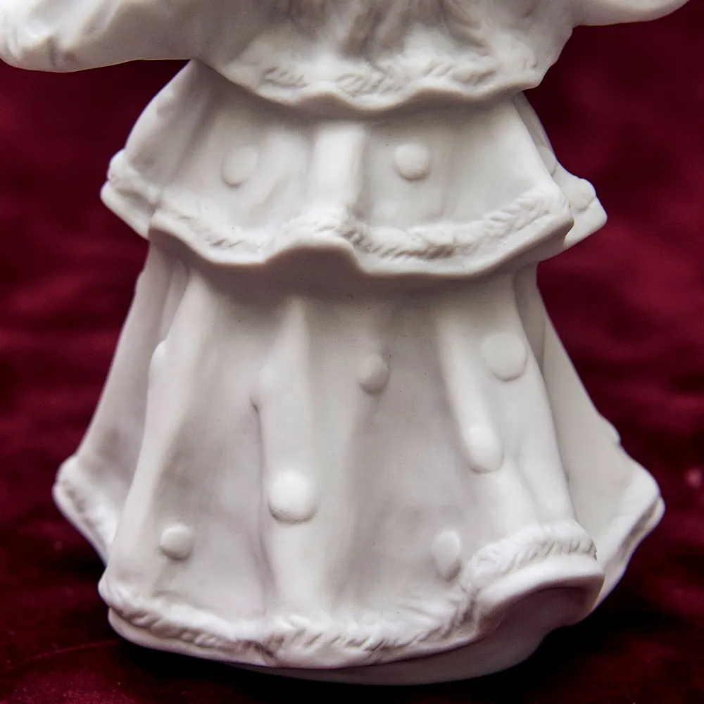 Коллекционная Авторская Статуэтка «Ёлочка» из серии «Детский Утренник», фарфор ИФЗ, Россия.