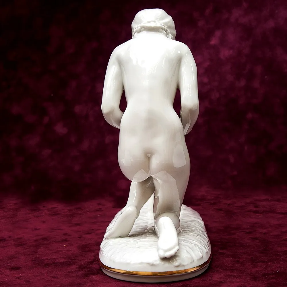 Редкая Фарфоровая Статуэтка «Девушка с Олененком», Hutschenreuther,  Германия -1955 год.