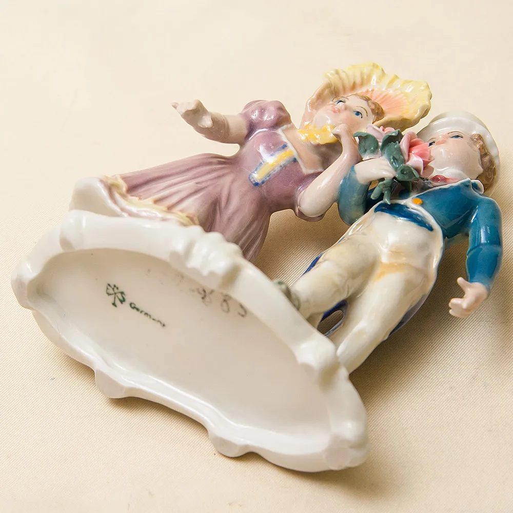 Редкость!!! Фарфоровая Статуэтка «Букет для Мамы», Карл Энс / Karl Ens, Германия, 30-е гг.