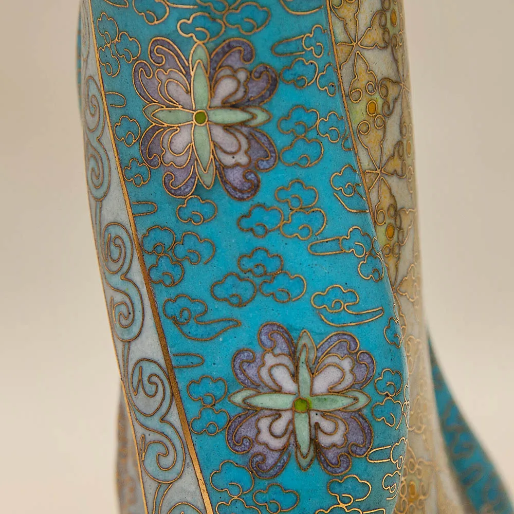 «Девушка в Кимоно» - Статуэтка в технике «Клуазоне» Китай 50 -е годы ХХ века Н - 37 см.