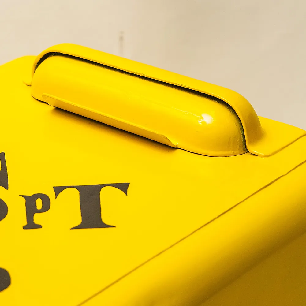 Редкость! Легендарный Жёлтый Ящик «СпортЛото - СССР» образца 1970 года.