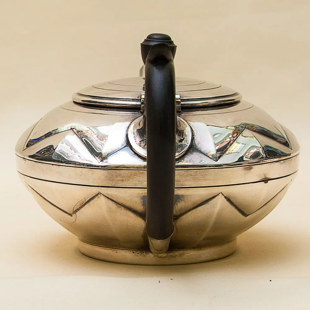 Набор для подачи Чая, АРТ ДЕКО, Silverplate William Hutton&Sons Англия, начало ХХ века.