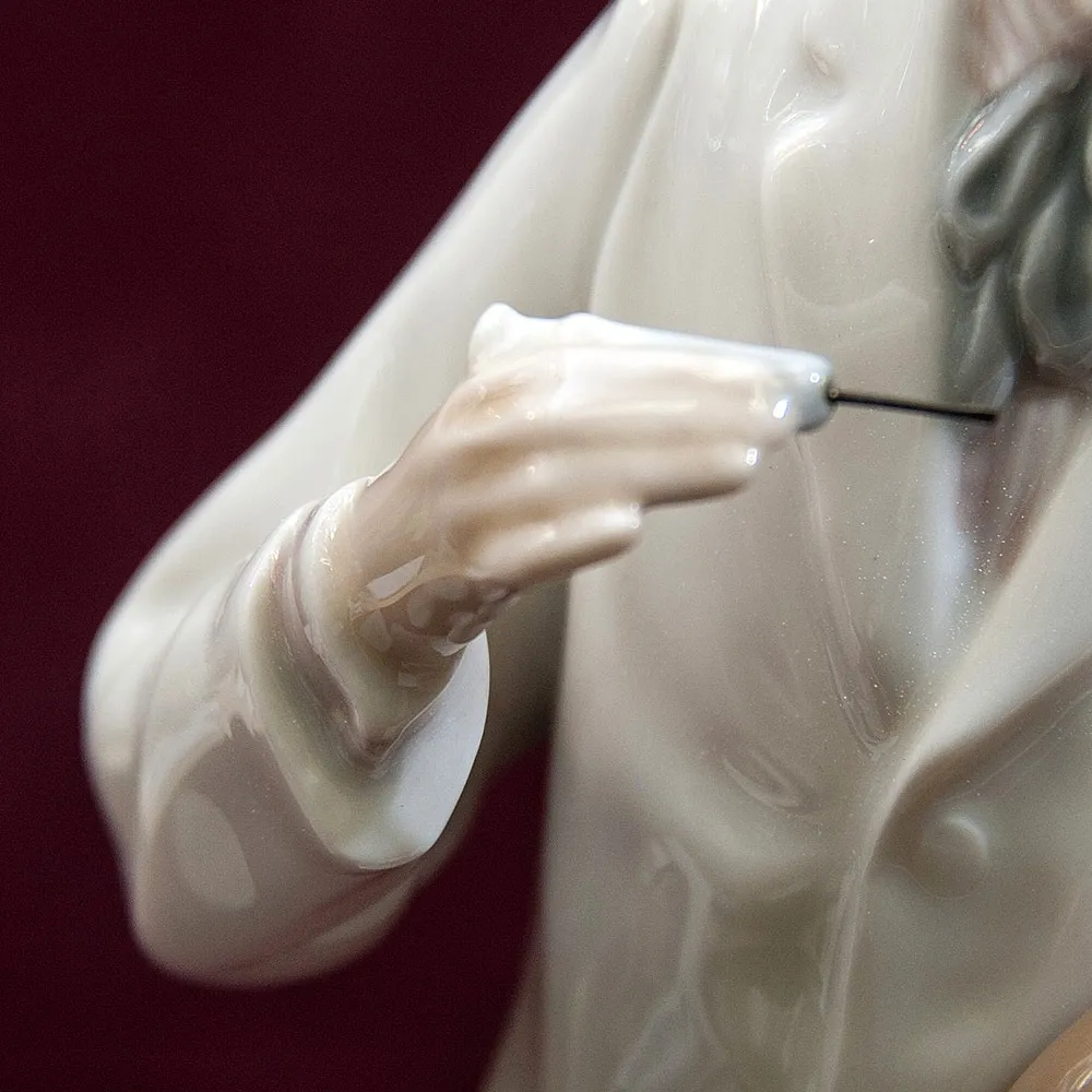 Редкая! Коллекционная Фарфоровая статуэтка «Ветеринар» Lladro, Испания - 1972 год.