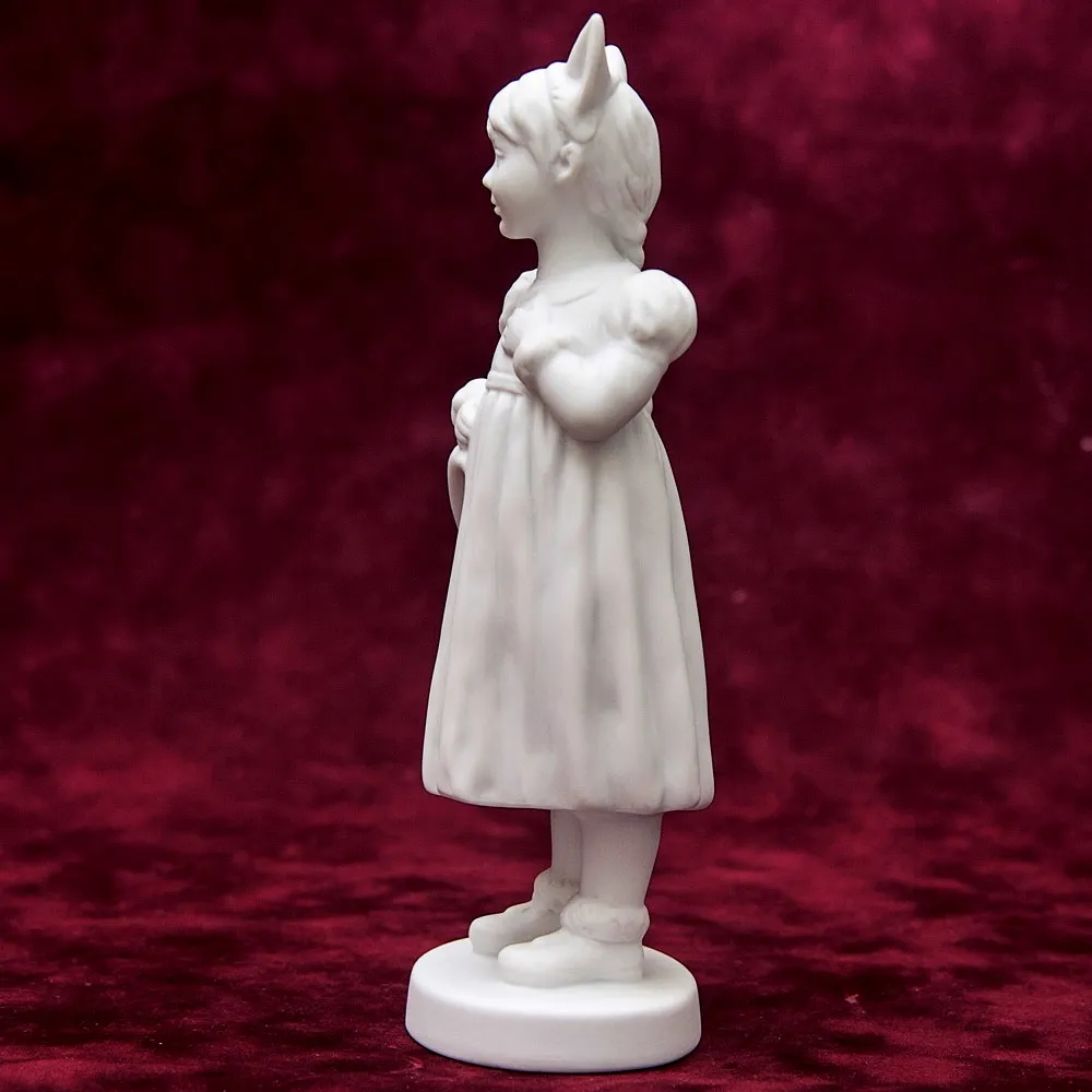 Коллекционная Авторская Статуэтка «Моя Лисичка» из серии «Детский Утренник», фарфор ИФЗ, Россия.