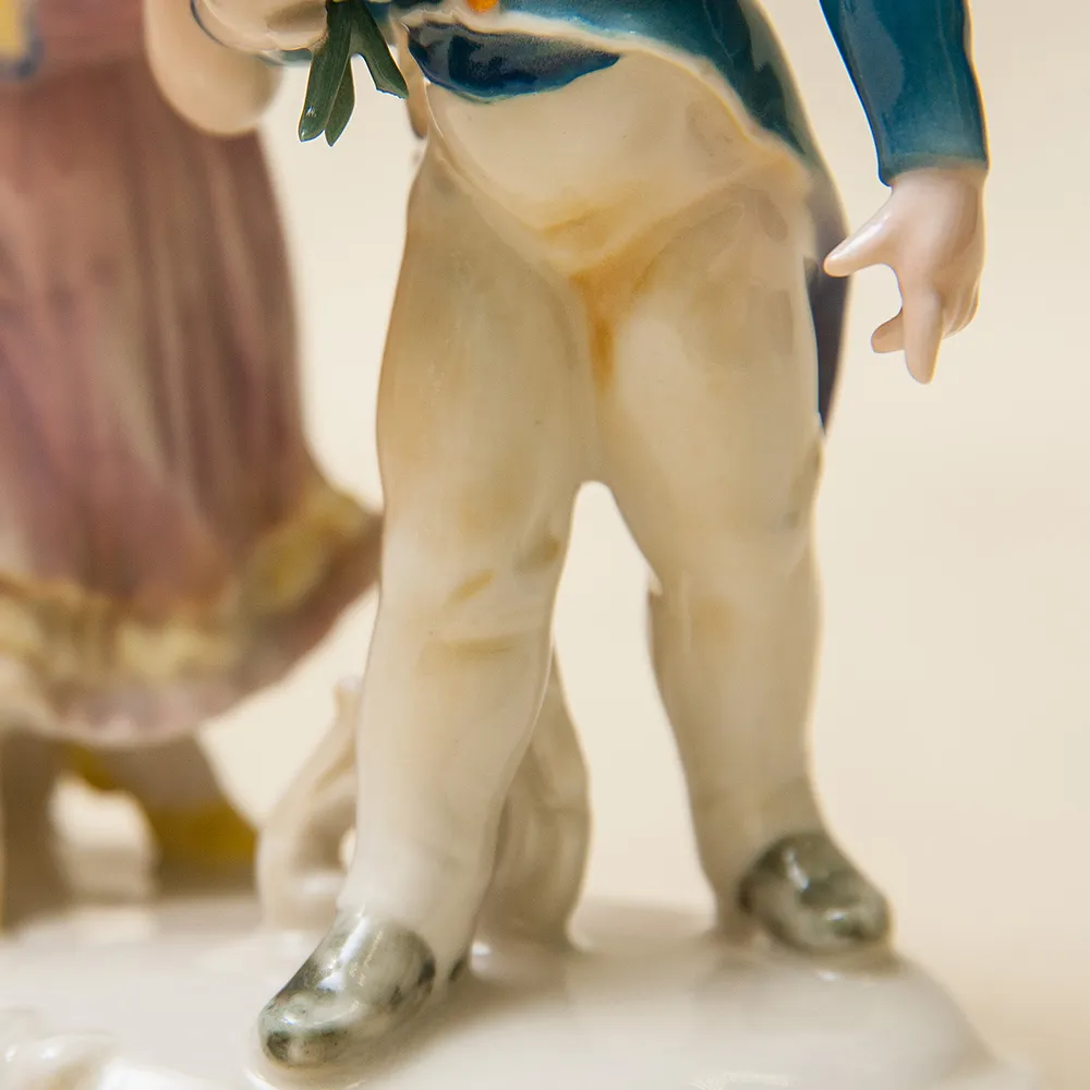 Редкость!!! Фарфоровая Статуэтка «Букет для Мамы», Карл Энс / Karl Ens, Германия, 30-е гг.