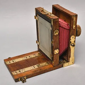  Большой Старинный Антикварный Фотоаппарат - Фотокамера FERDINAND Германия 1900 год.