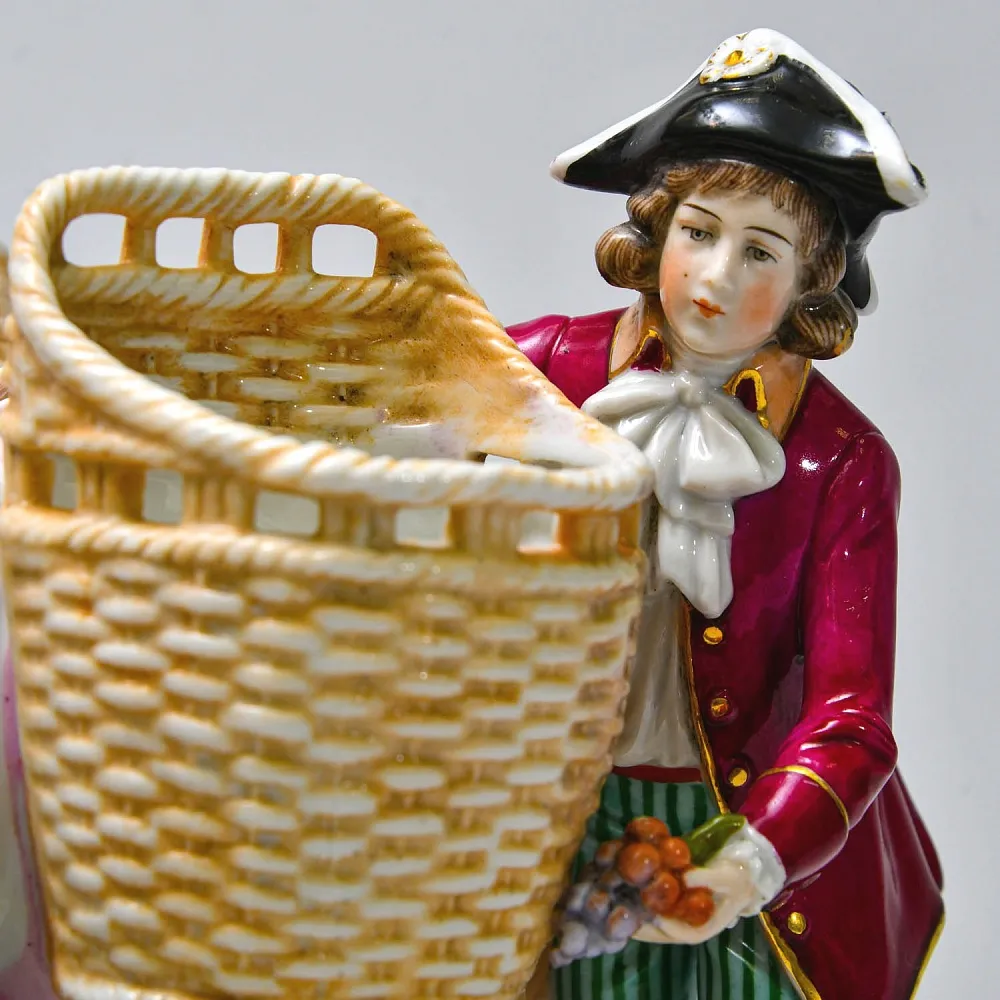 Антикварная Статуэтка - Салфетница «Дети и мул», фарфор SITZENDORF, Германия 1884 - 1902 годы.