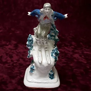 Фарфоровая Статуэтка «Лыжник - Пионер», ДФЗ Вербилки, СССР - 1954 год.