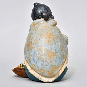 Фарфоровая статуэтка «Мексиканская Девочка с корзиной роз», Lladro серия Грес, Испания.