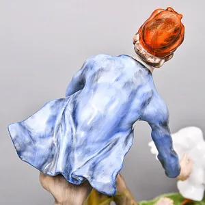 Коллекционная Фарфоровая статуэтка «Ловец гусей. Мальчик и гуси», KAISER Германия, 1979 - 1990 годы. 