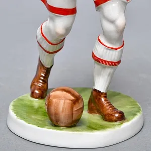 Большая Коллекционная Авторская Статуэтка «Футболист СПАРТАК», фарфор, ЛФЗ СССР -1989 год.