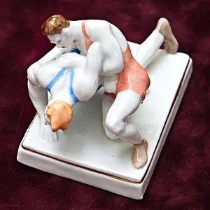 Авторская Коллекционная Фарфоровая Статуэтка «Борцы», ДФЗ Дулево СССР -1959 год. 