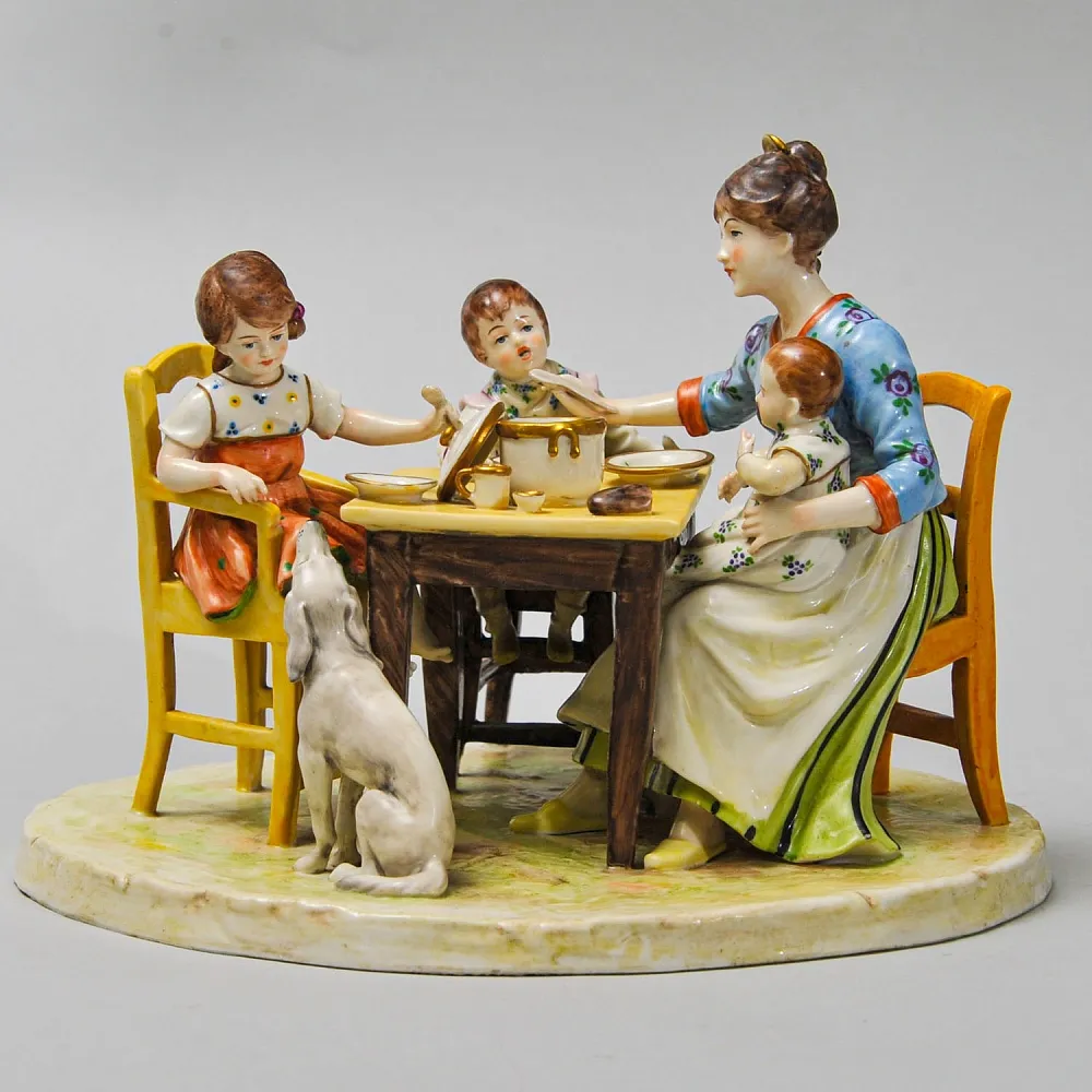 Антикарная Фарфоровая Статуэтка «Едоки каши. Завтрак», Aсkermann & Fritze начало ХХ века.