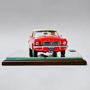 Коллекционная Металлическая Модель «Автомобиль -  Ford Mustang 1965» Германия.