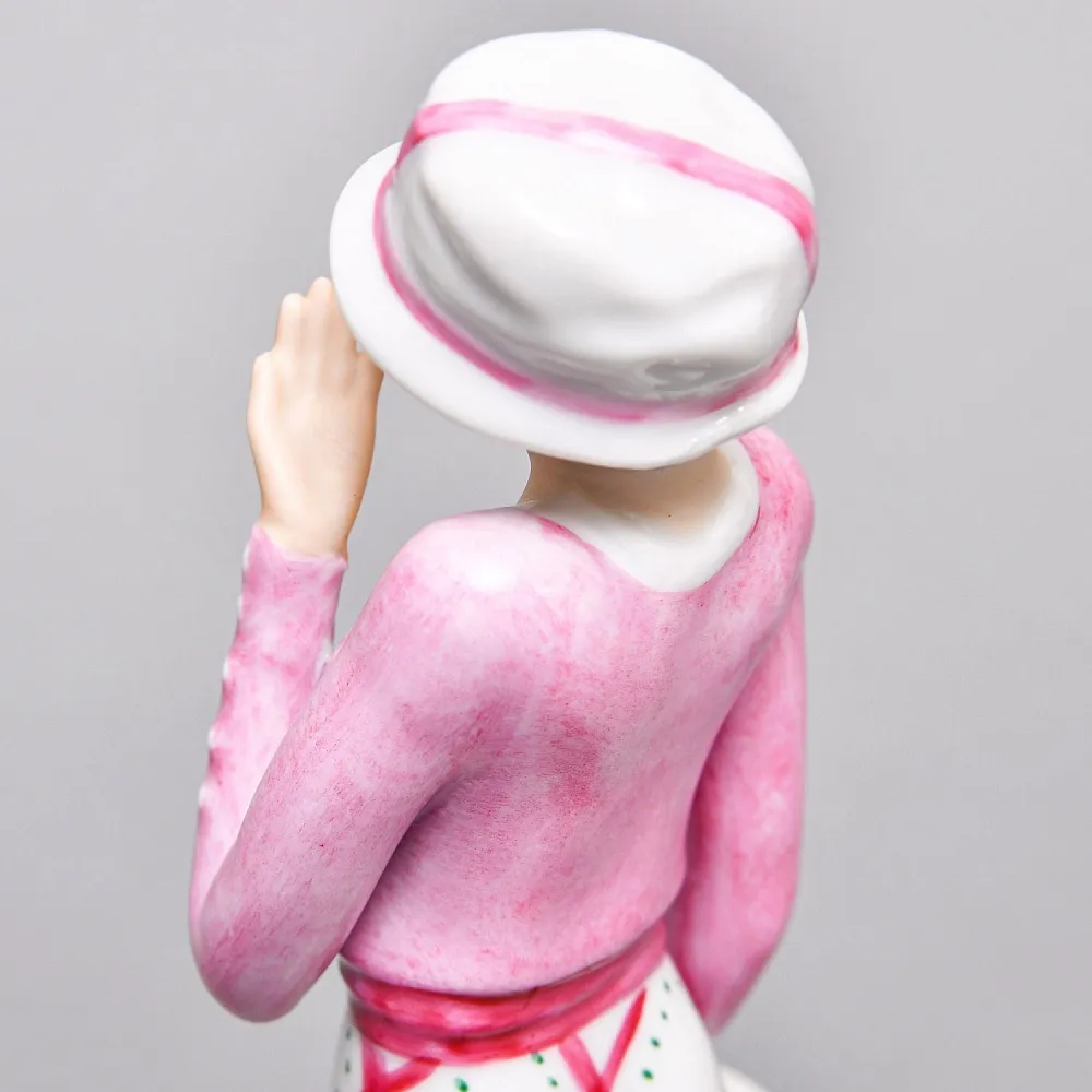 Коллекционная Фарфоровая статуэтка «Девушка в розовом платье», WALLENDORF Германия.