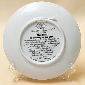 Коллекционная Тарелка «Рыночная площадь в Хомберге» Фарфор VOHENSTRAUSS, Германия -1990 год.