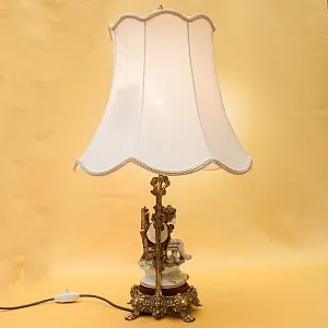 Электрическая Лампа - Светильник - Статуэтка «Мальчик с дудочкой» Фарфор Испания.